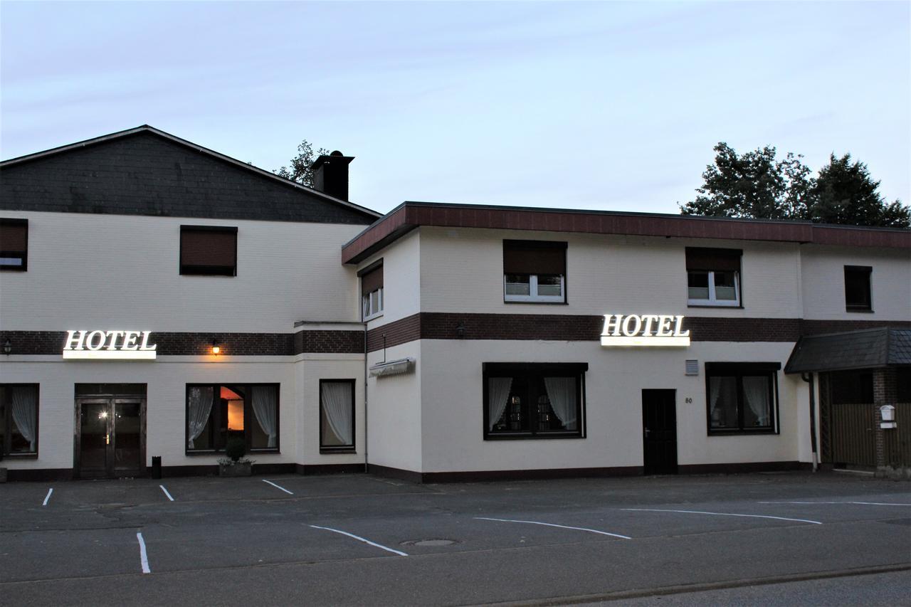 Hotel Alsterquelle Henstedt-Ulzburg Exterior foto